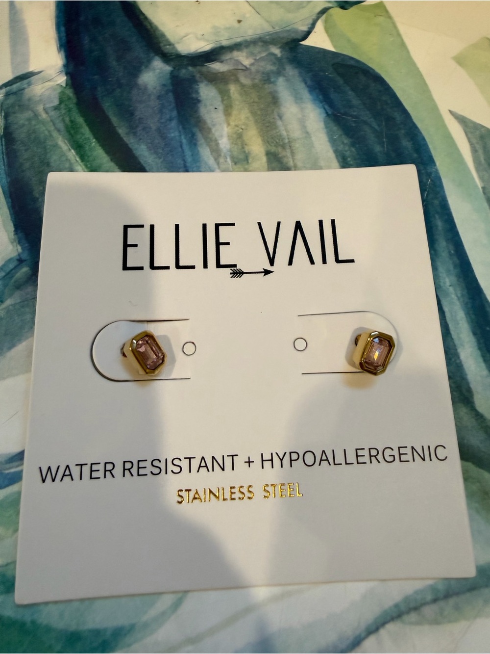Ellie Vail - light pink stud earrings